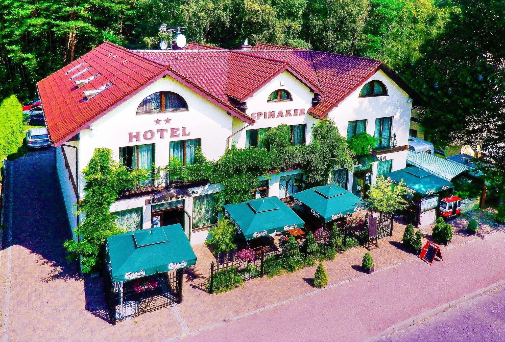 Hotel Spinaker Łeba Extérieur photo