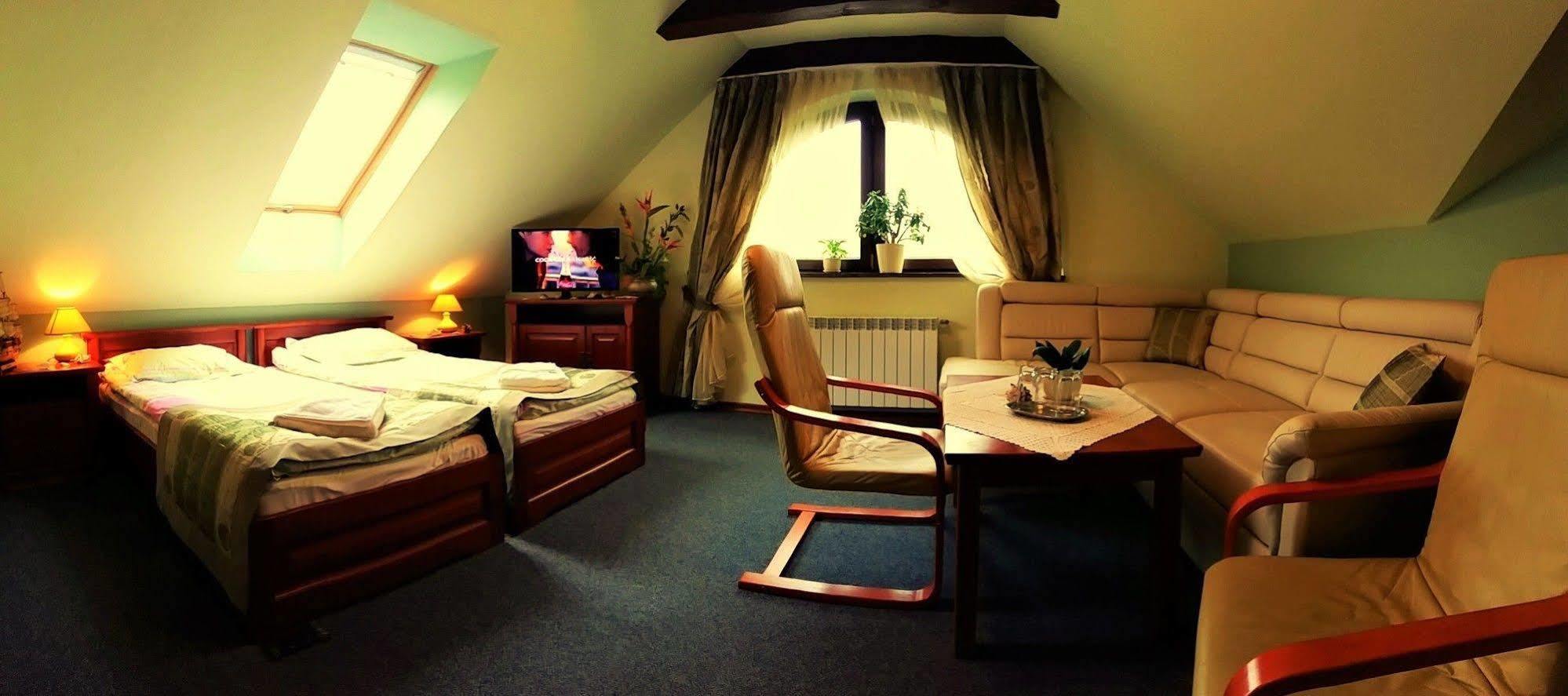 Hotel Spinaker Łeba Extérieur photo